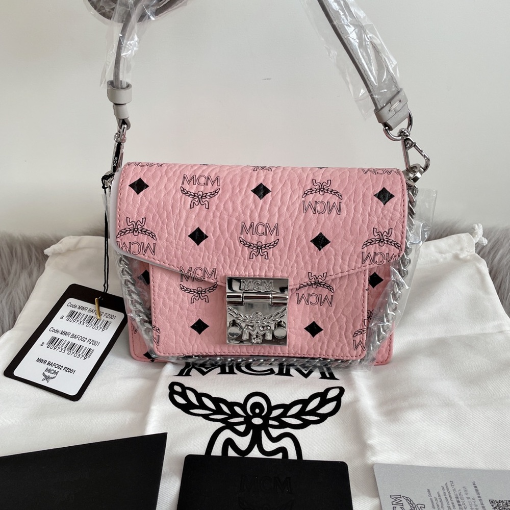 MCM Shoulder Patricia Visetos Soft Pink Coated Canvas Cross Body Bag - Picture 1 of 14